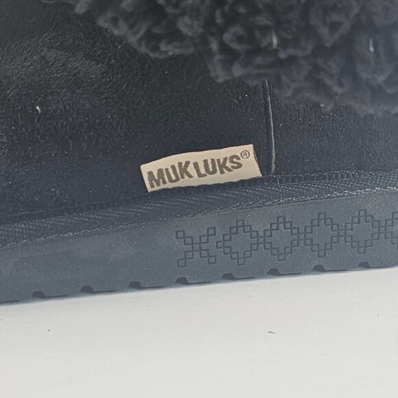 Mukluks Cozy Winter Fur Boots Women's Size 9 Pull on‎ Fold Down Round Toe Casual - Picture 8 of 9